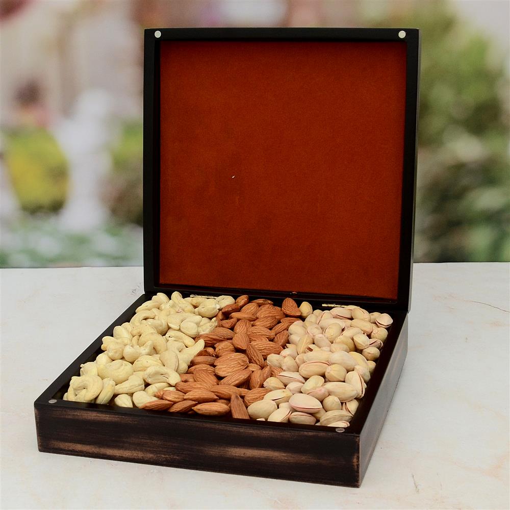Dry Fruits Hamper 450gm Pista, Almond & Kaju in a Box, Gift Hampers