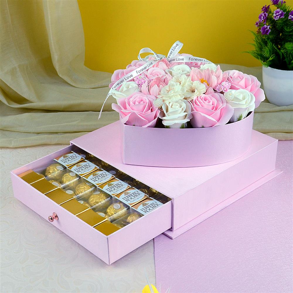 Scented Flower Bouquet Box & Chocolates Valentine Chocolates