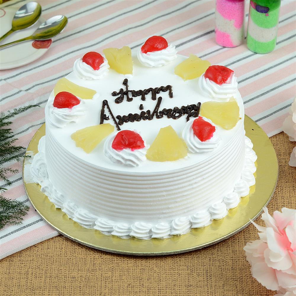 Anniversary Pineapple Cake 1/2 Kg