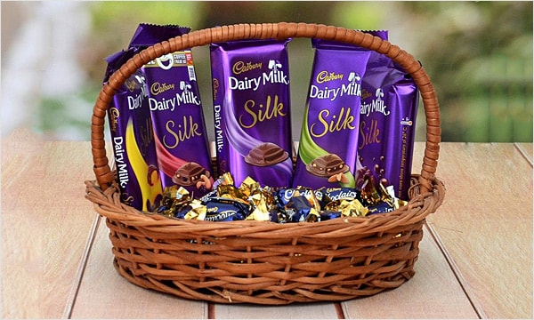 karva chauth gift hampers