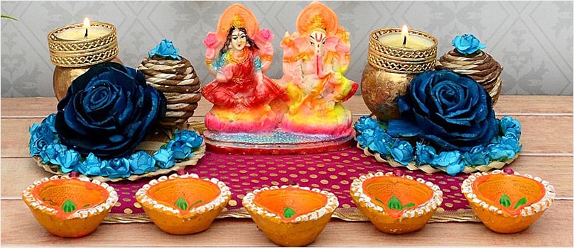 Brings Exquisite Diyas & Rangolis Brings Exquisite Diyas & Rangolis