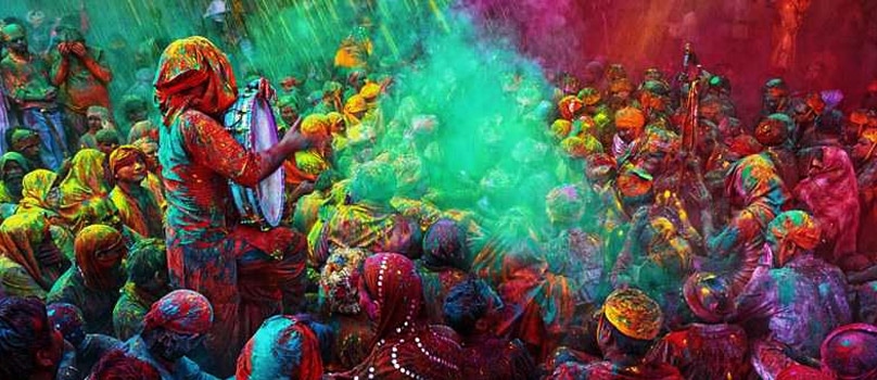 Top Ten Gift Ideas For Her On Holi Top Ten Gift Ideas For Her On Holi