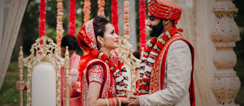 Top 5 Lohri Gift Ideas For The Newly Weds