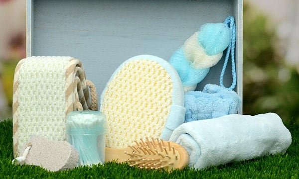 Top 5 Gift Hampers for Her in India