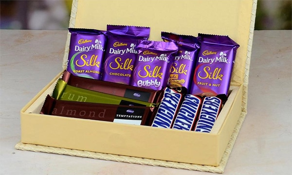 holi gift for girlfriend