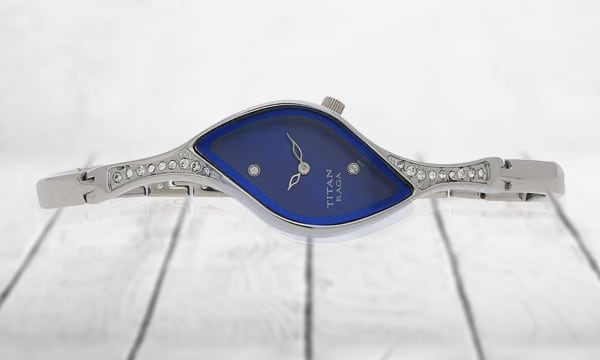 branded watches titan